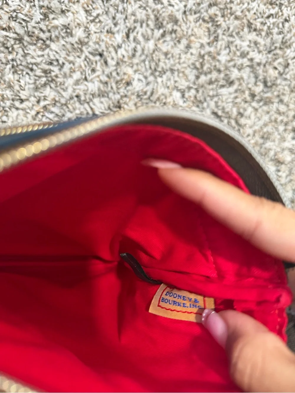 Dooney and BOURKE crossbody bag